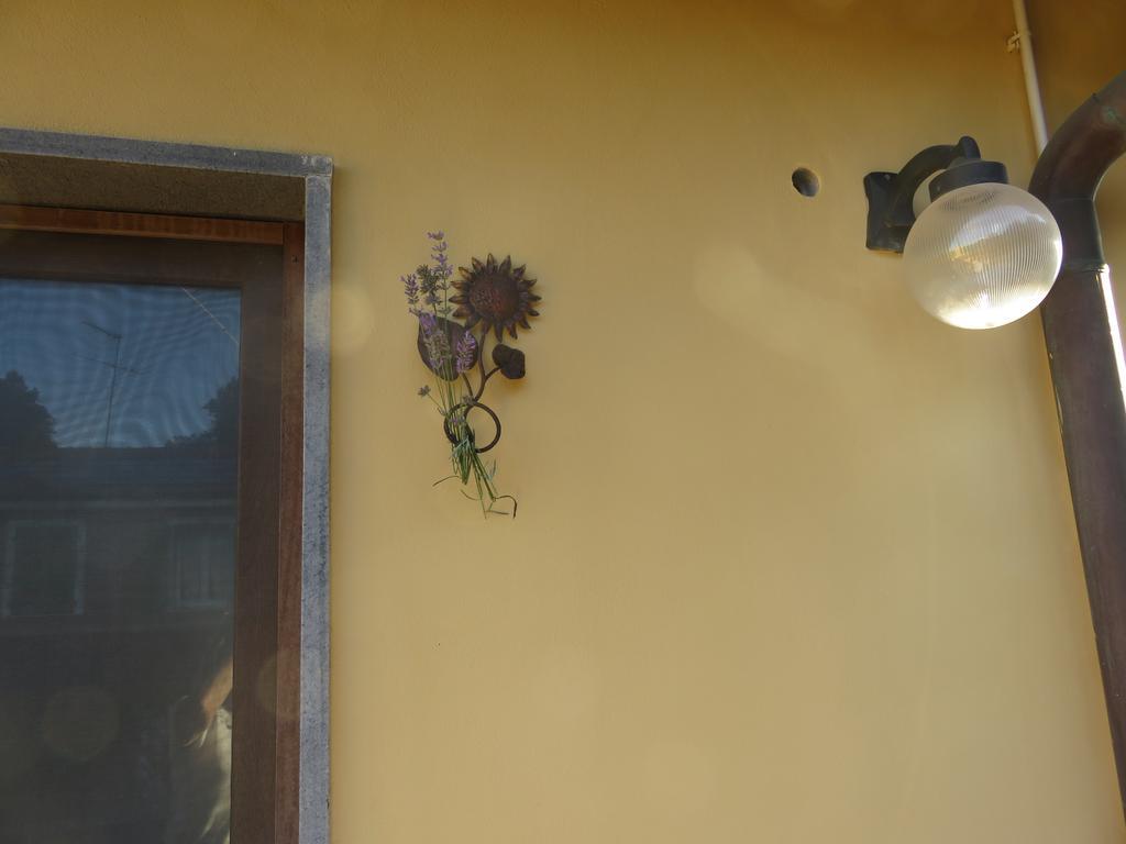 Bed and Breakfast Agriturismo "La Rosa Canina" Lerici Exterior foto